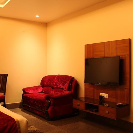 Karan Holidays Delhi  Ngoại thất bức ảnh