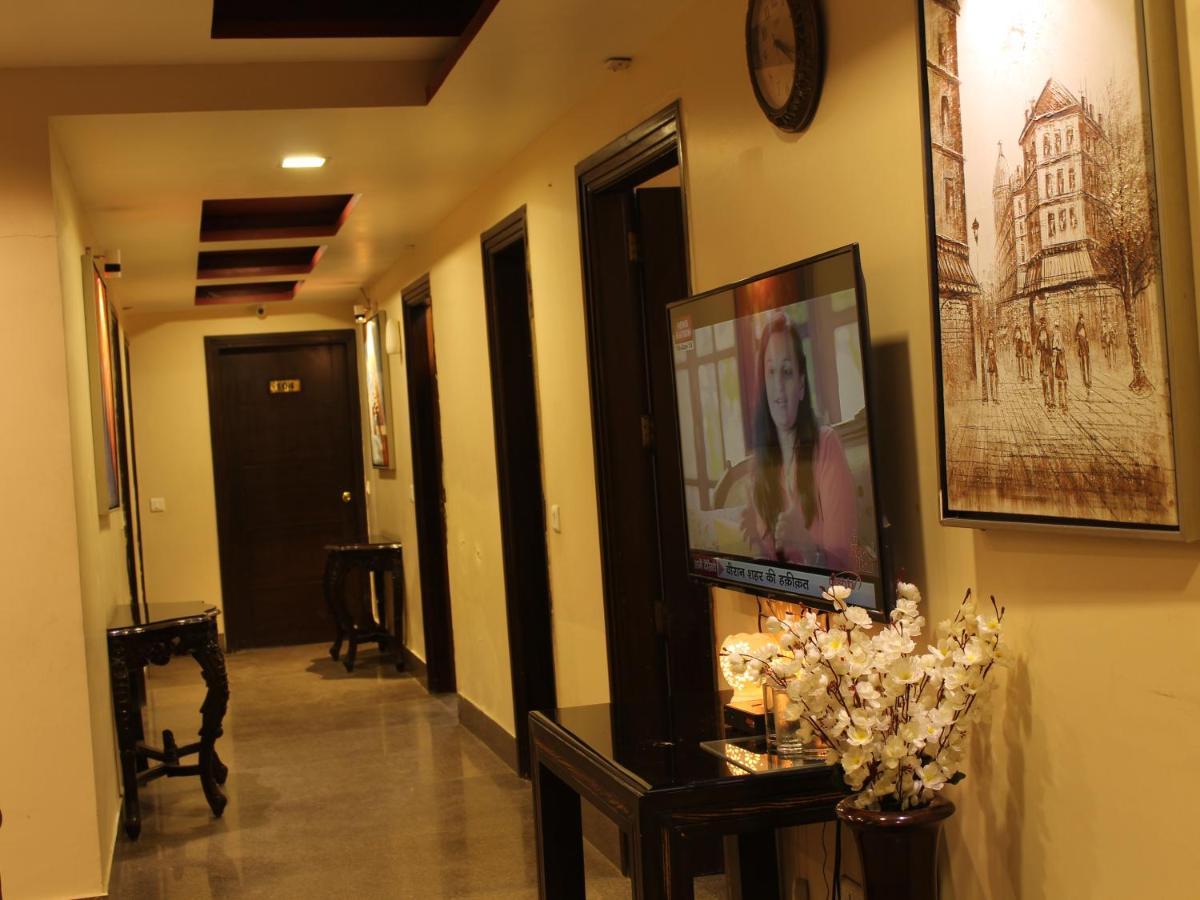 Karan Holidays Delhi  Ngoại thất bức ảnh