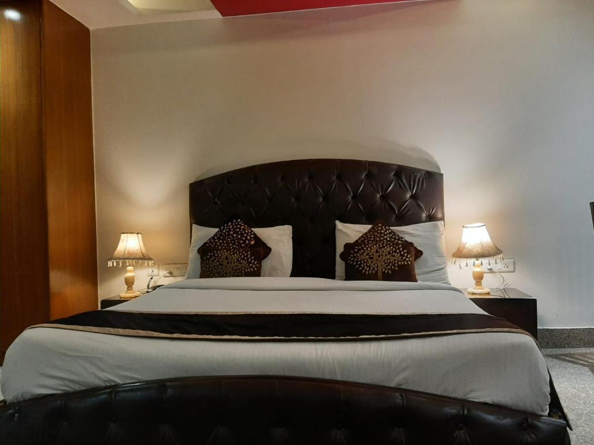 Karan Holidays Delhi  Ngoại thất bức ảnh