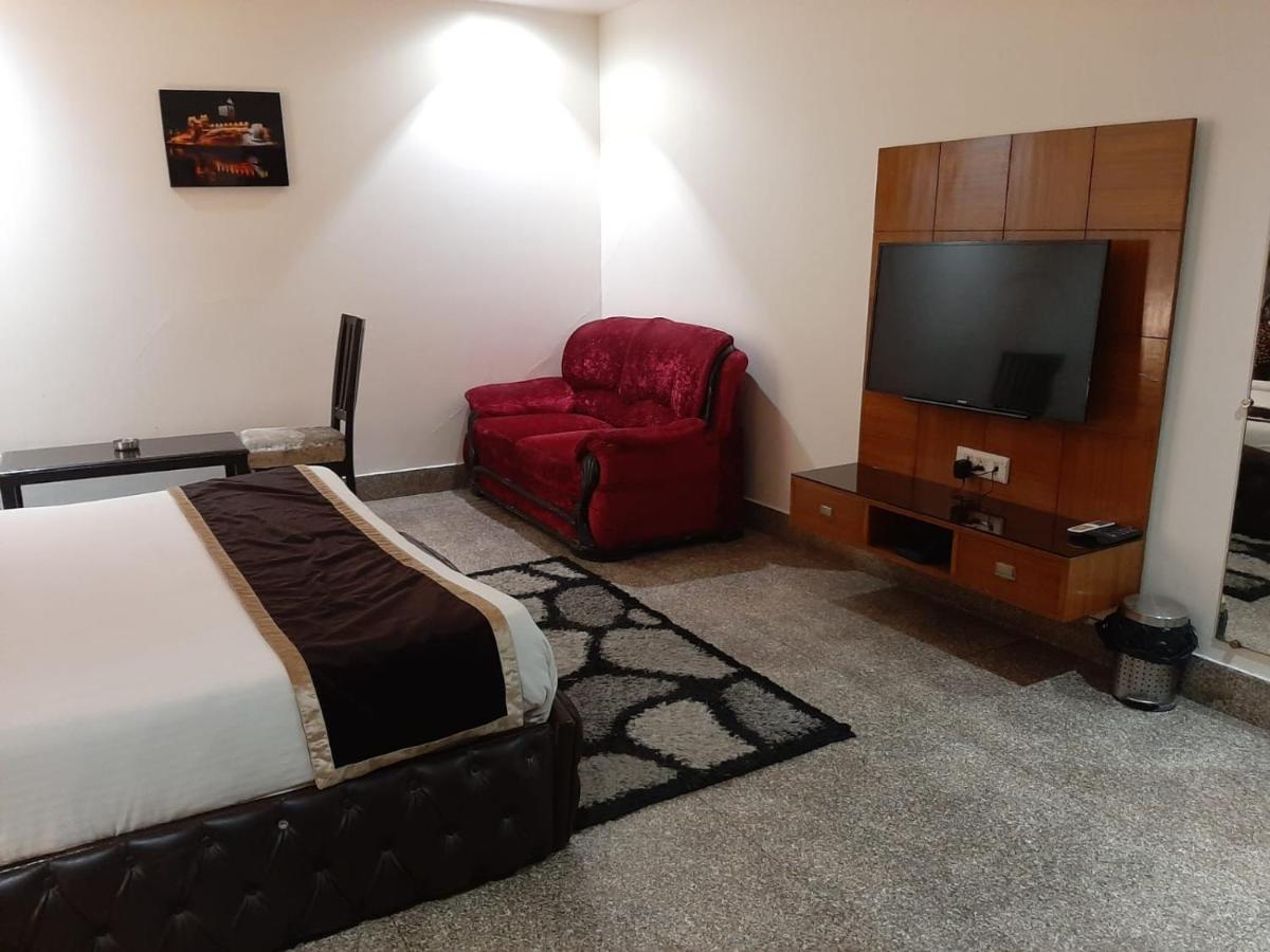 Karan Holidays Delhi  Ngoại thất bức ảnh