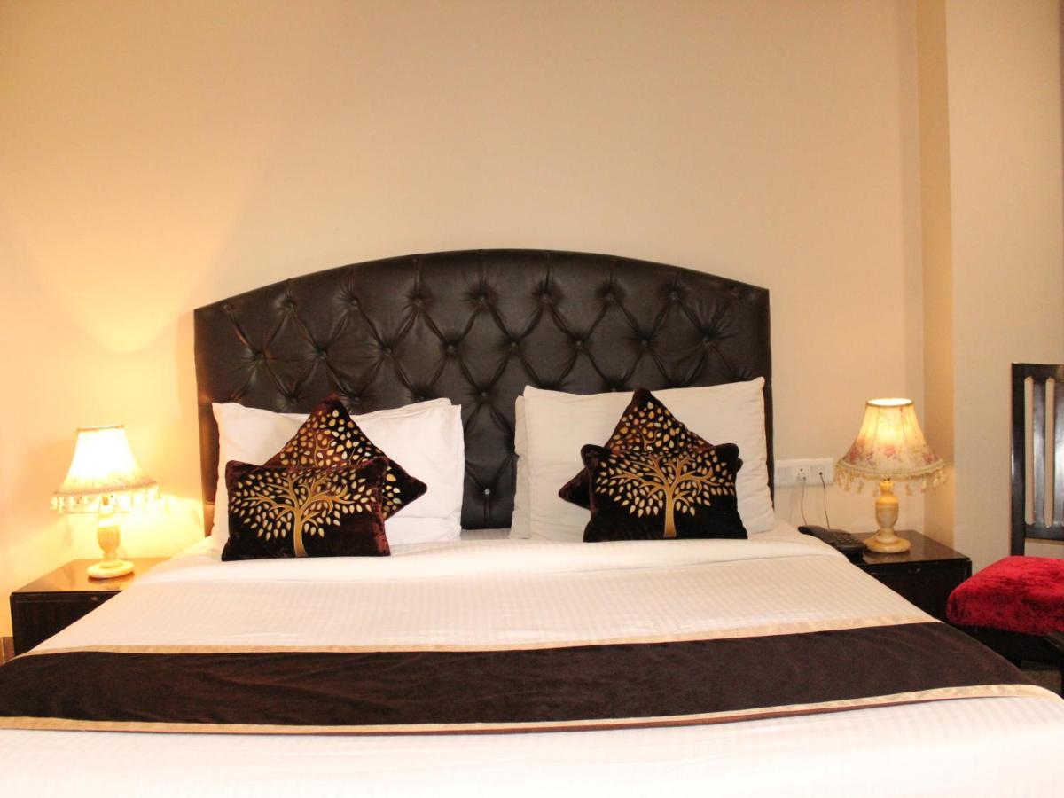Karan Holidays Delhi  Ngoại thất bức ảnh