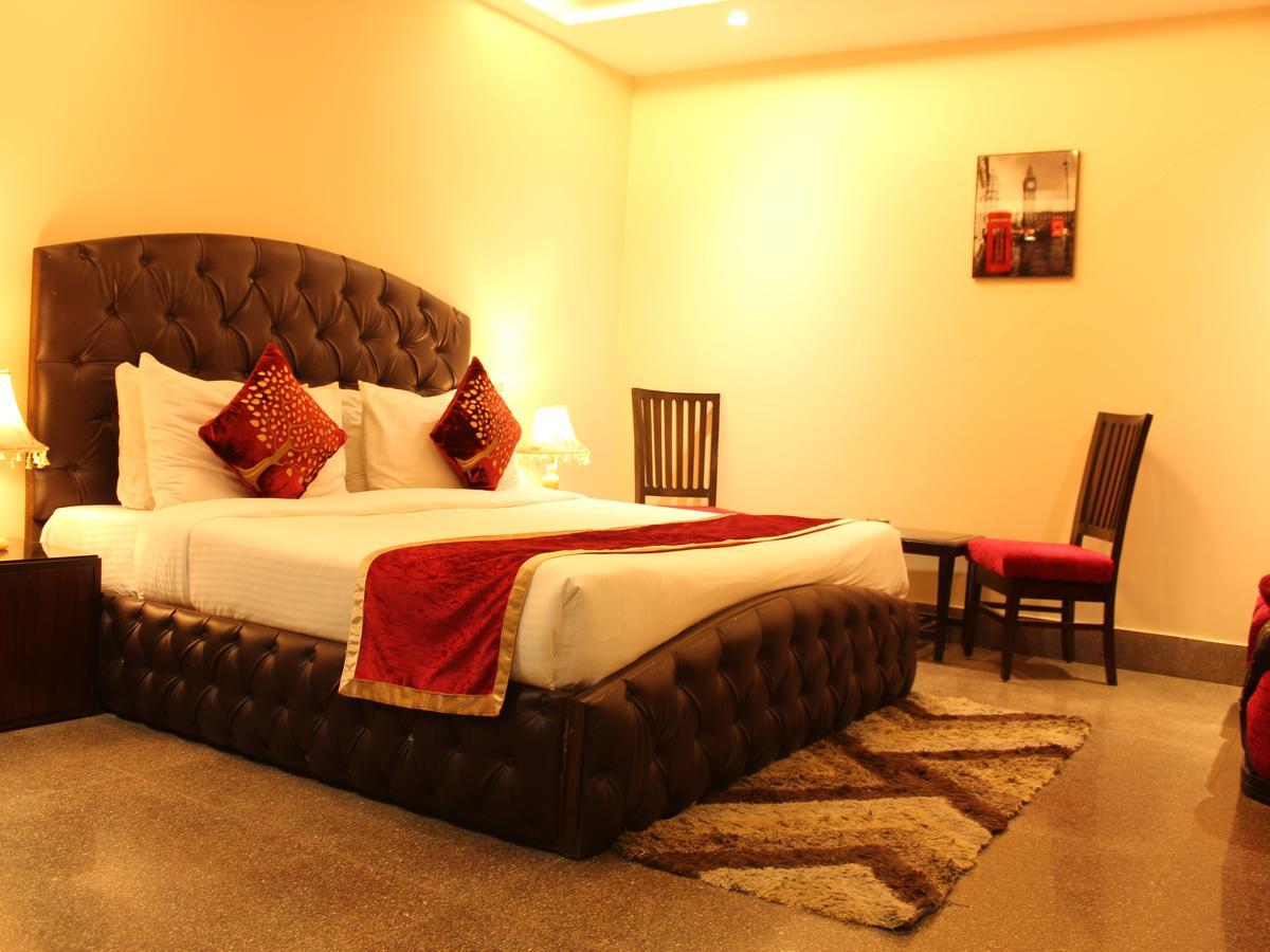 Karan Holidays Delhi  Ngoại thất bức ảnh